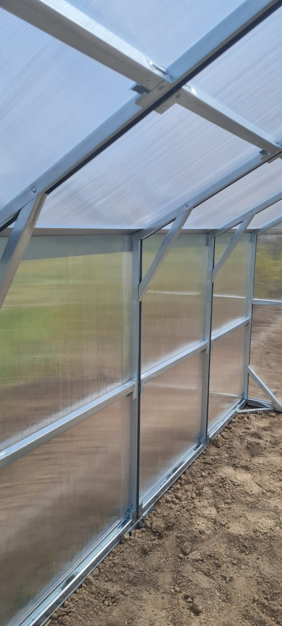 SZKLARNIA «DOMEK» SZEROKOŚĆ 2,5M; PROFIL40х40mm; DŁUGOŚĆ 4m,6m,8m