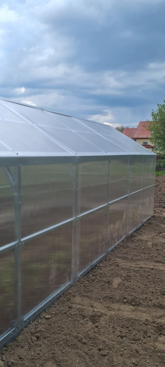 SZKLARNIA «DOMEK» SZEROKOŚĆ 2,5M; PROFIL40х40mm; DŁUGOŚĆ 4m,6m,8m